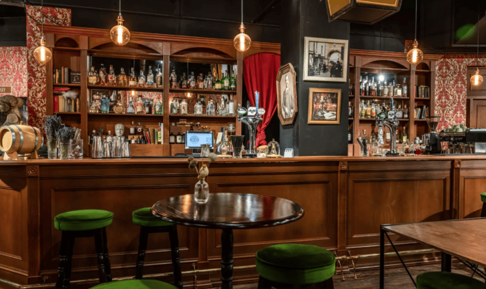 gin and cocktail tours