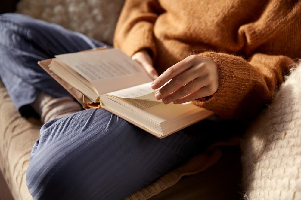 Lady reading a book