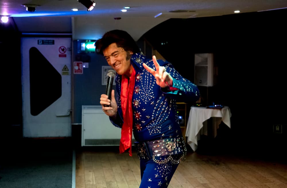 london elvis tribute river cruise