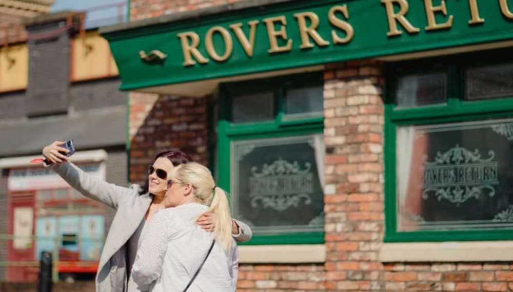coronation street tour manchester
