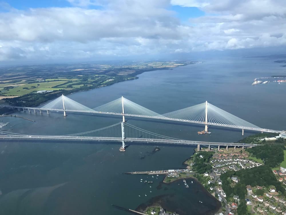 30 minute edinburgh helicopter sightseeing tour