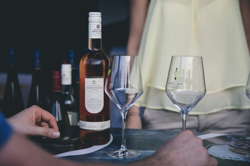 wine tasting
