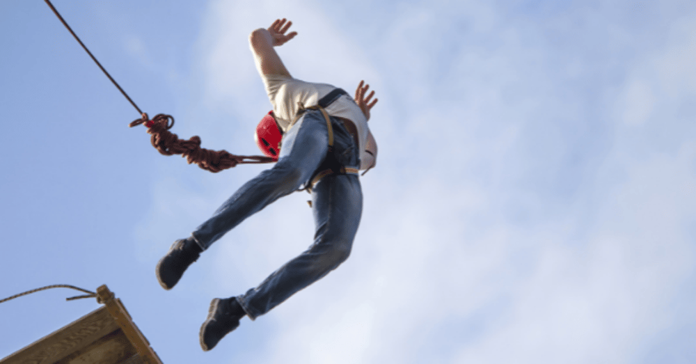 bungee jumping experience day gift idea