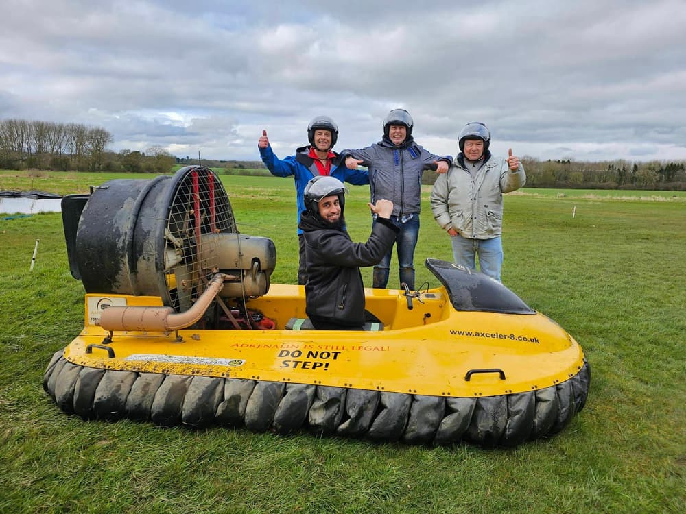 Group hovercraft 2