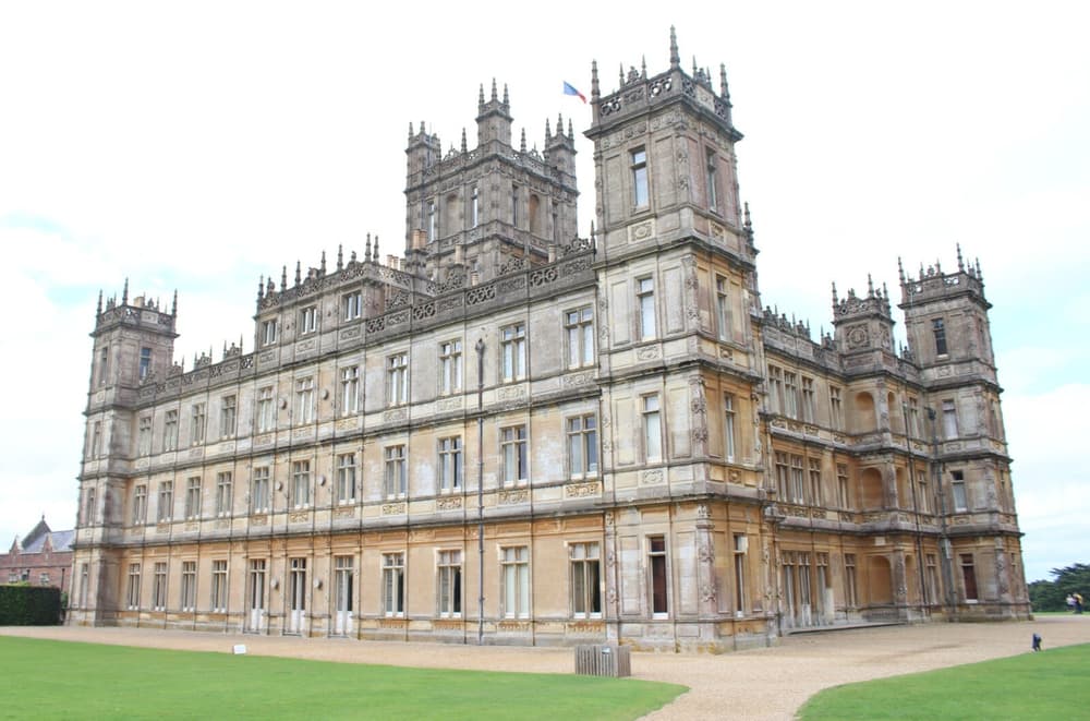 Highclere castle used for filming downton abbey