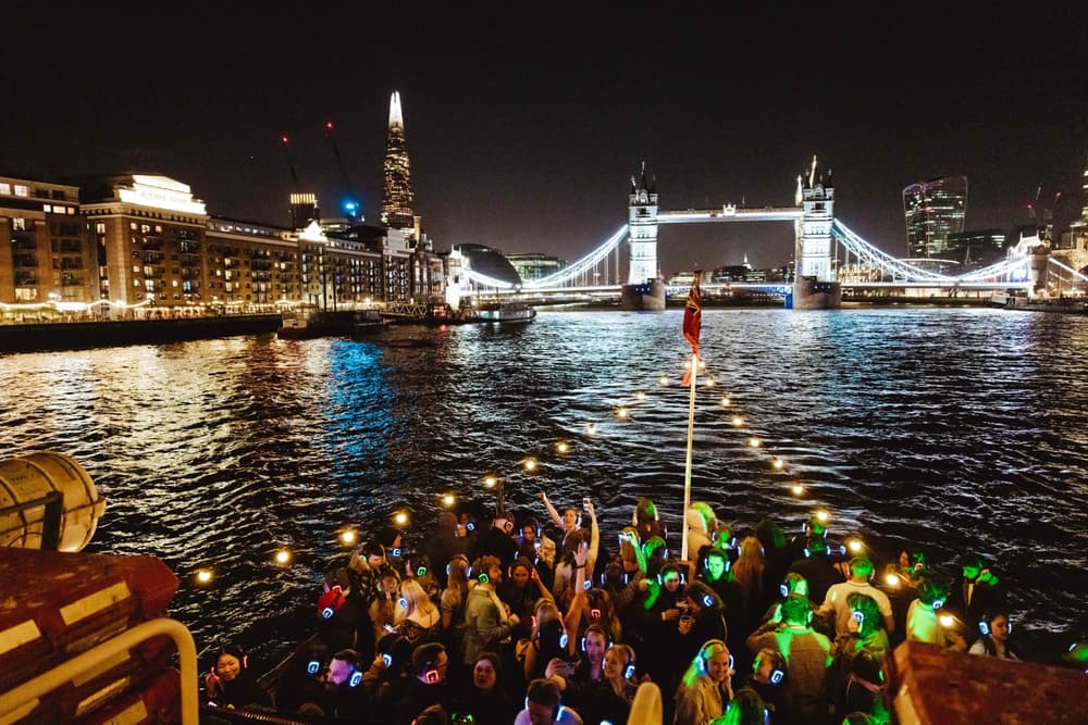 silent sounds party river cruise on the thames in london