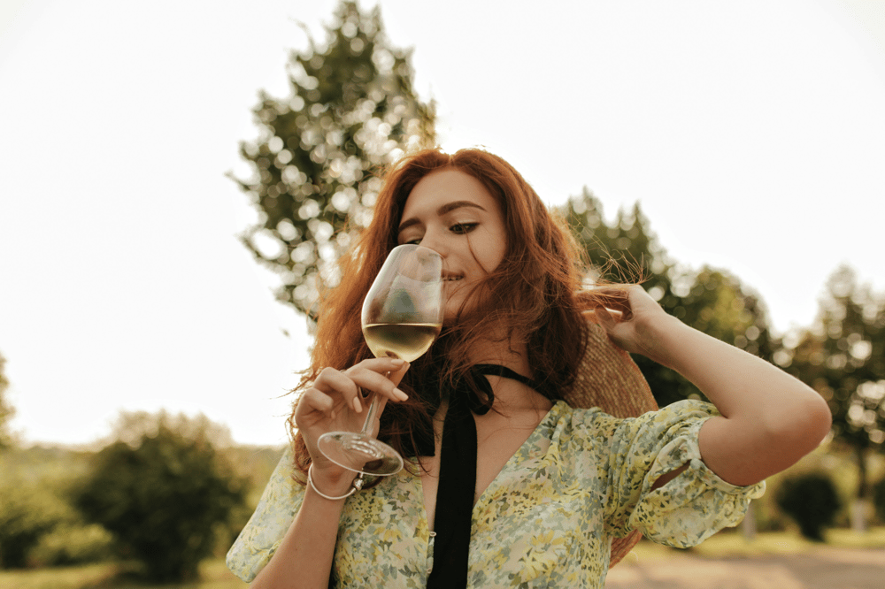 Wine tasting smell