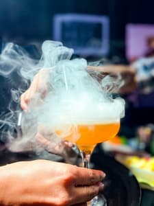 cocktail class in london