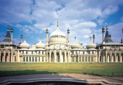 exterior shot of the royal pavilion in brighton