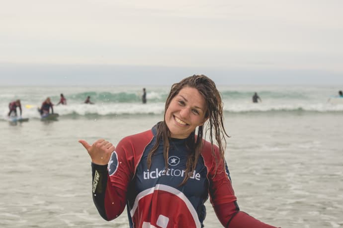 surf lesson in north cornwall for up to eight people