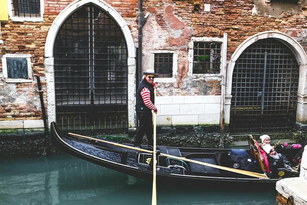Venice punting