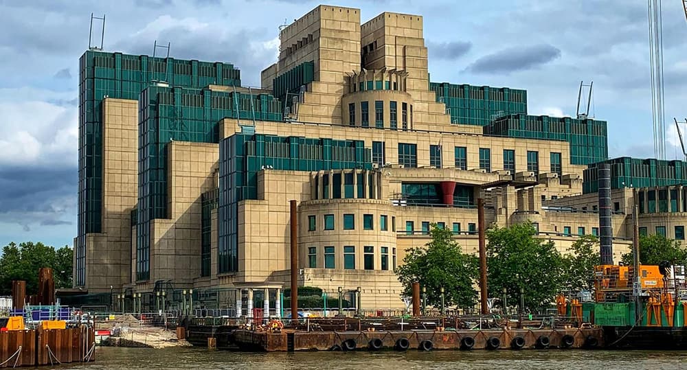 the mi5 building seen on a james bond city of spies tour in london