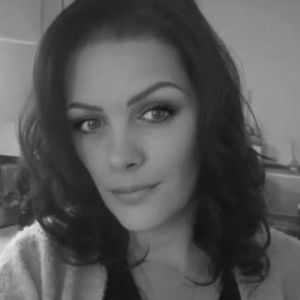 Lizzie BW