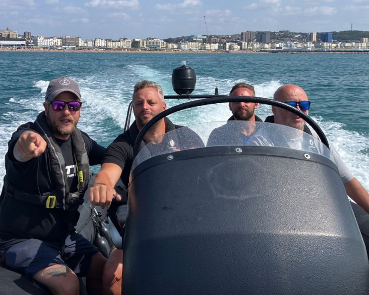 people on powerboat on a powerboat two day training course in brighton