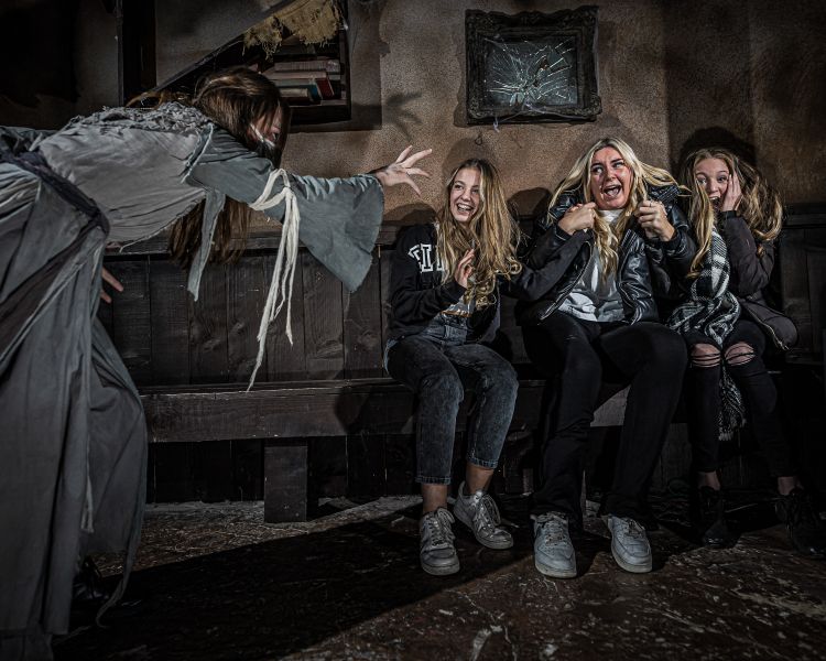 Curse of the Witch at london dungeon