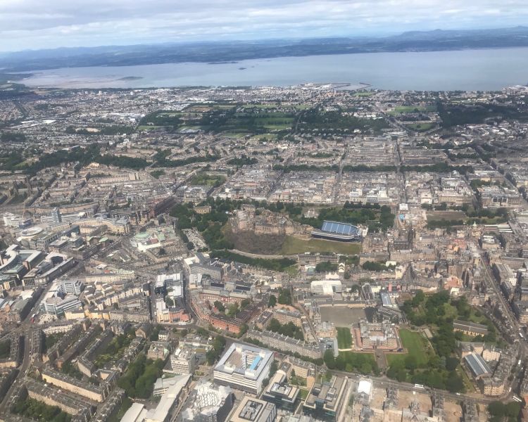 30 minute edinburgh helicopter sightseeing tour