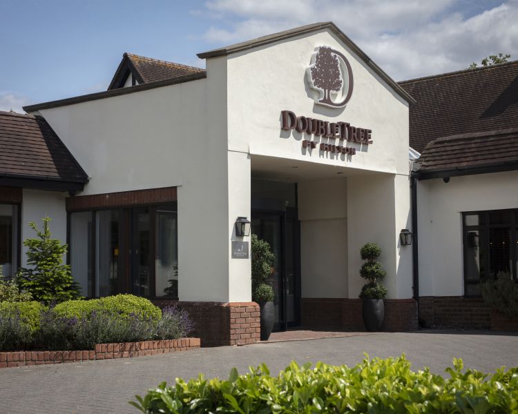 Exterior of q hotels oxford belfry