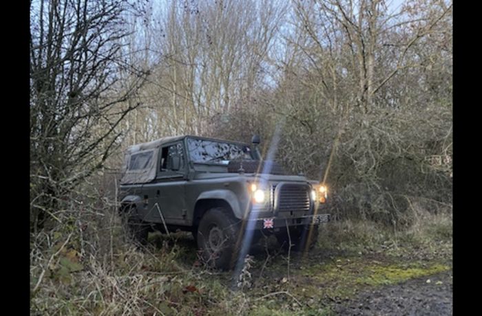 Army 90 para defender land rover driving experience