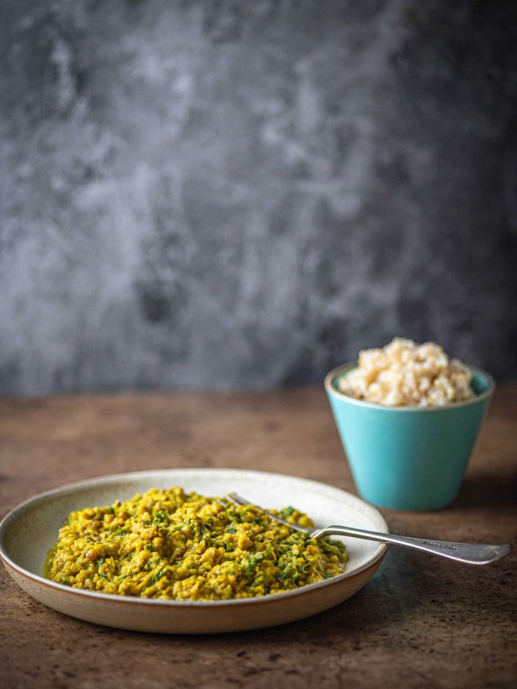 bowls of curry and rice