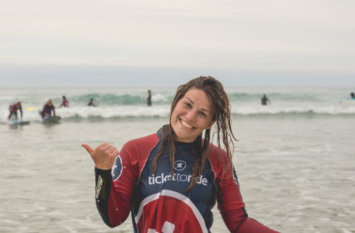 surf lesson in north cornwall for up to eight people