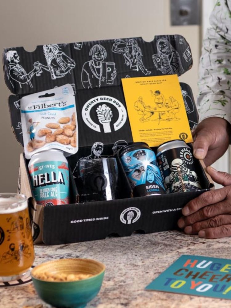 Opening pale ale gift box from qwerty