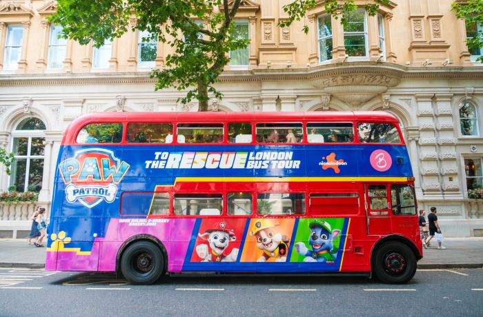 Paw parol afternoon tea tour bus parked up in london