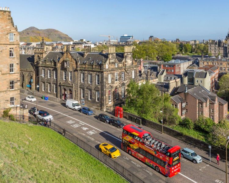 Elevated view of edinburgh streets