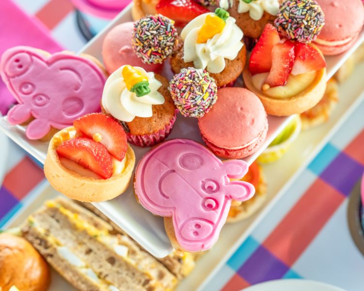 Peppa pig afternoon tea cakes and biscuits