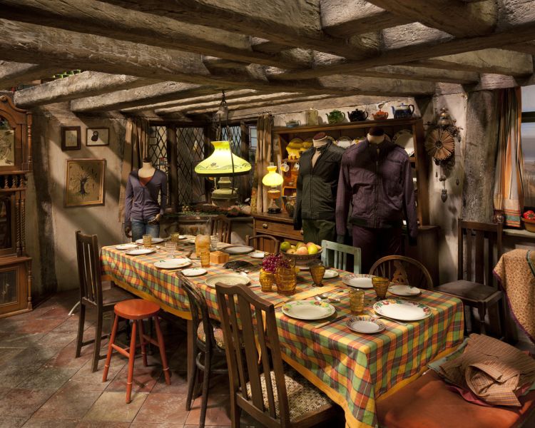 Weasley kitchen at warner bros studio tour london