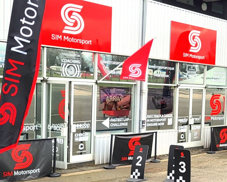 Sim motorsport brands hatch