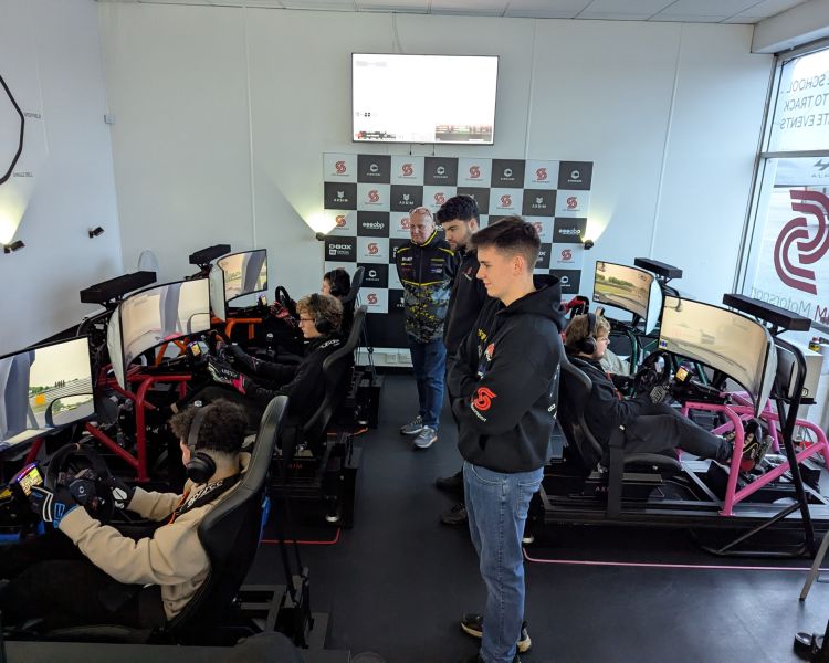 Sim motorsport race school