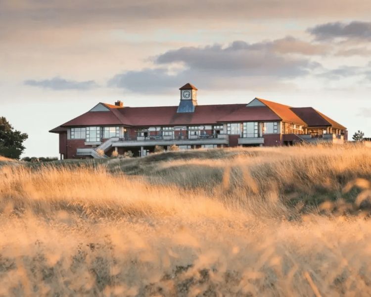The oxfordshire hotel seen from the golf course