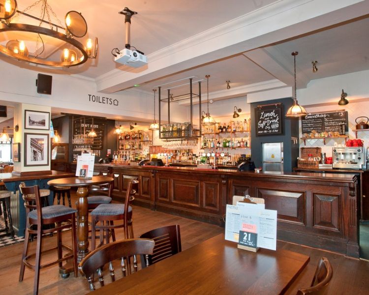 Inside the famous cock tavern