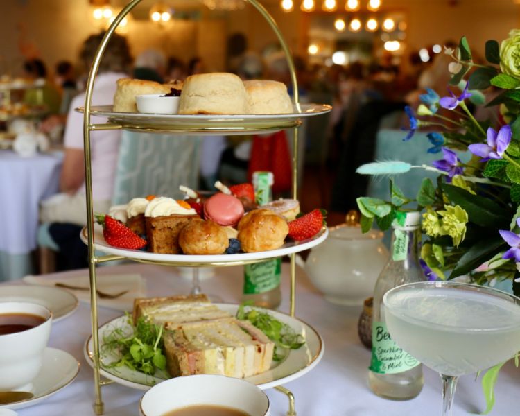 Afternoon tea at belvoir castle