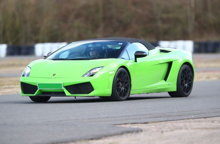 adapted supercar driving experience