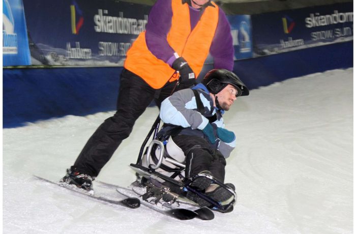 Ablenet bi skiing
