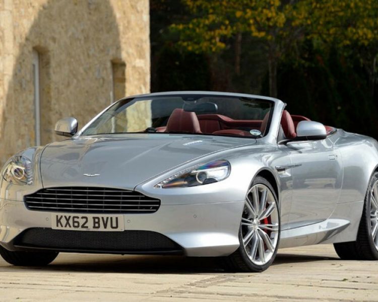 Aston martin db9 volante