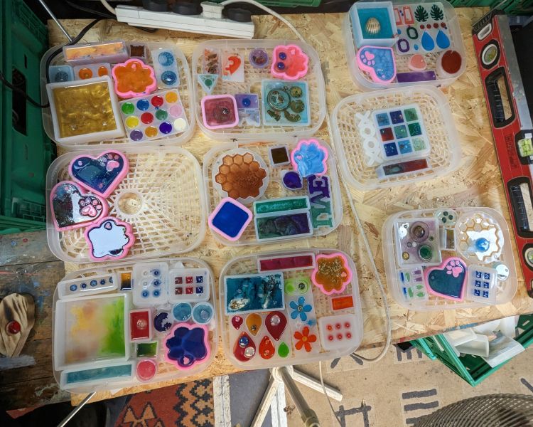 selection of resin items made on a one day resin art course in somerset