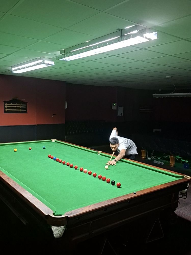 snooker and pool private coaching session in london