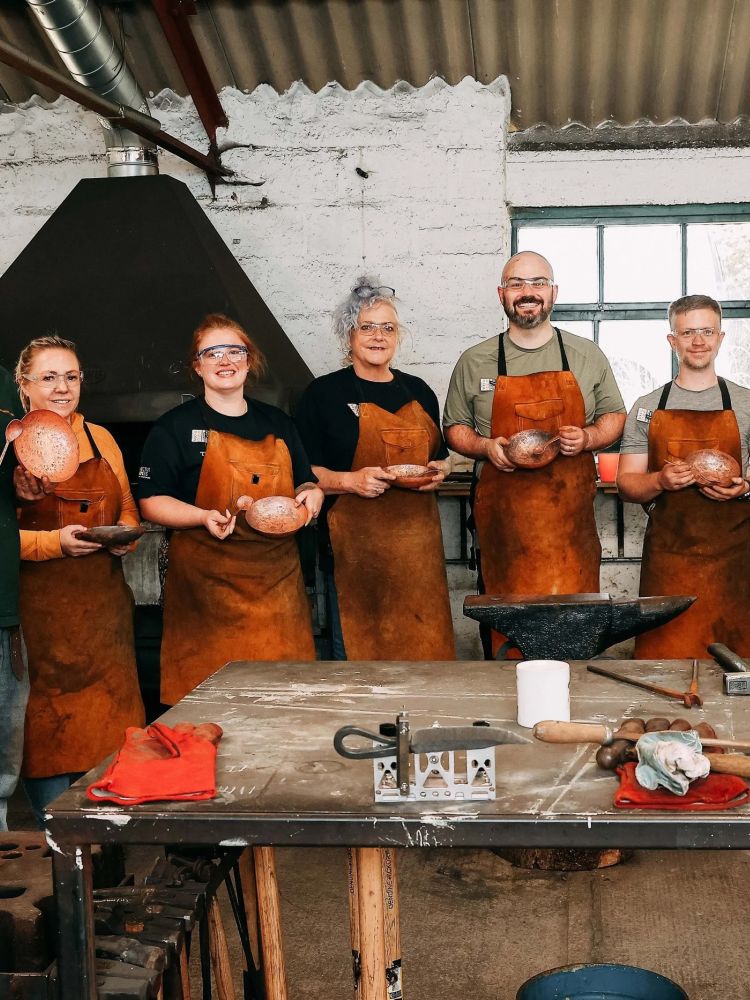 Group on silversmith day course at peak blacksmithing