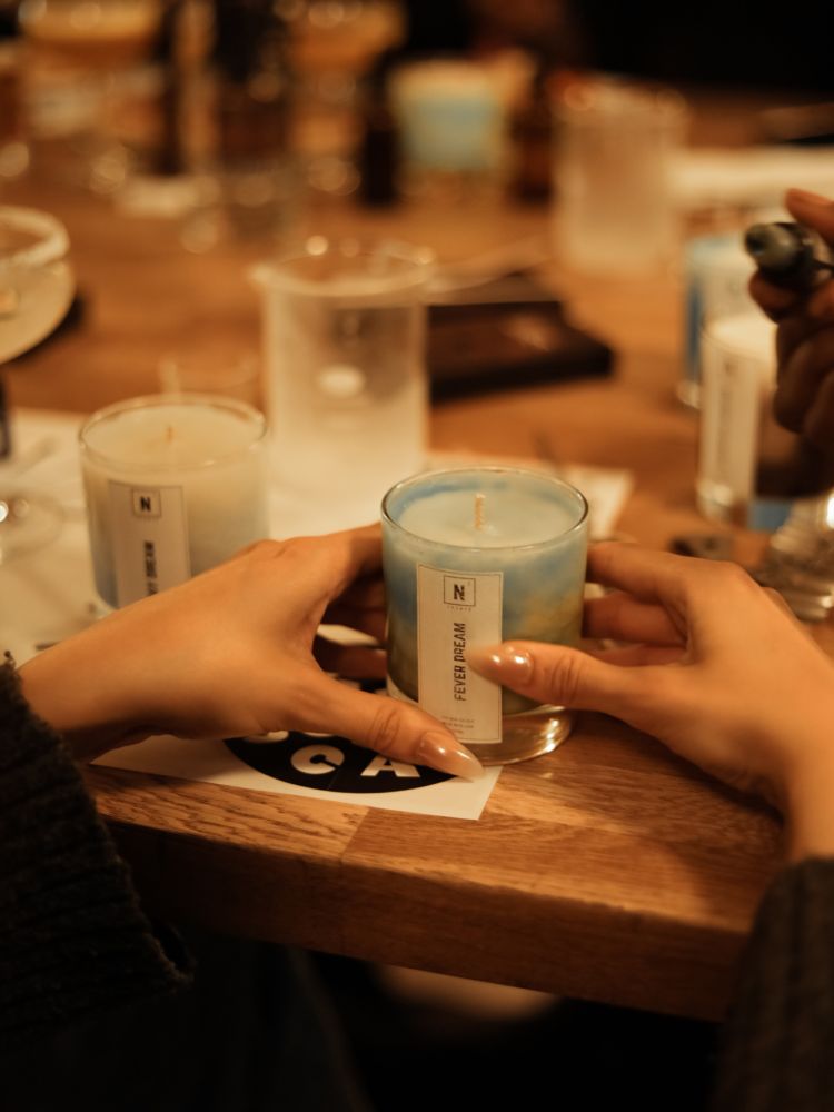 Adding label to candle jar