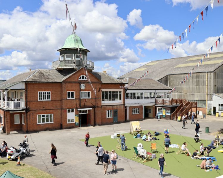 brooklands museum clubhouse