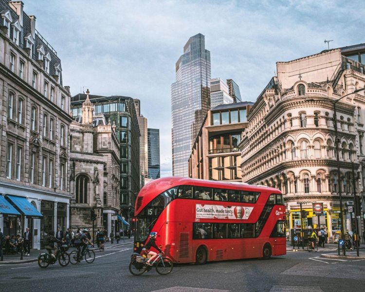 London red bus
