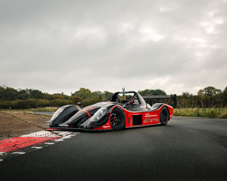 radical race car on a gt race car driving experience