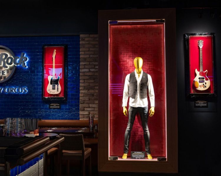 Hard rock cafe piccadilly circus memorabilia
