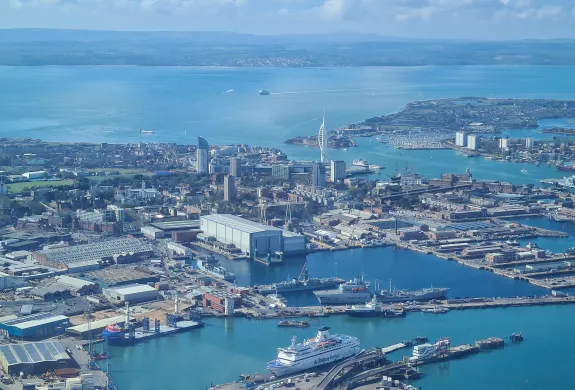 Portsmouth and isle of wight helicopter flight experience