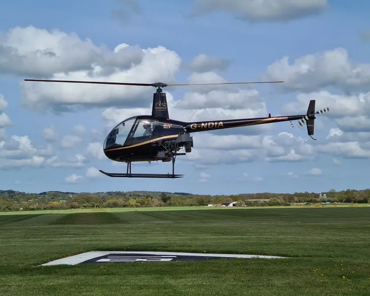 Helicopter flying lesson robinson r22 2
