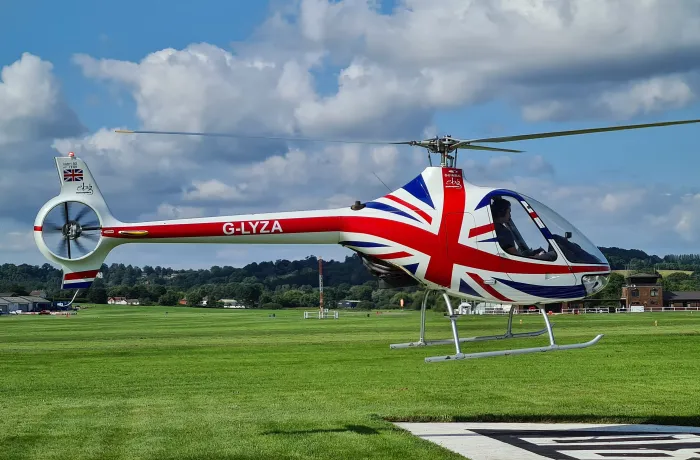 Helicopter flying lesson guimbal cabri g2 3