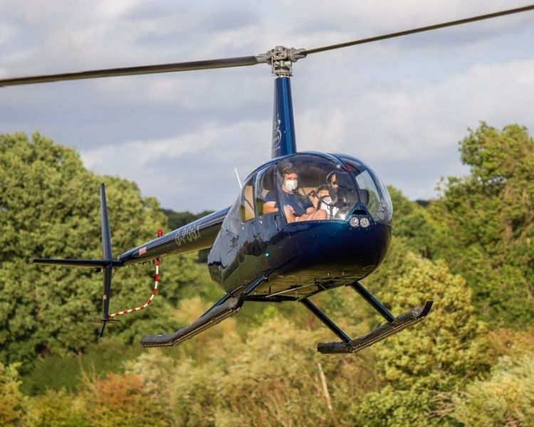 25 minute helicopter trial lesson in a robinson r44 helicopter