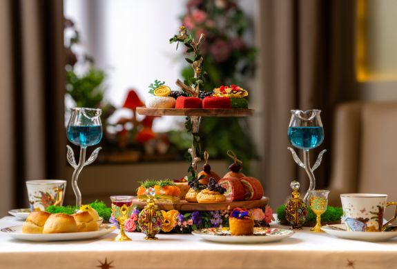 a midsummer nights dream afternoon tea at Kona, Taj 51 Buckingham Gate